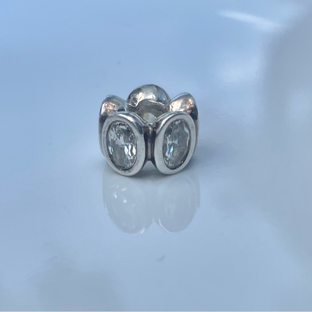 Pandora oval lights charm